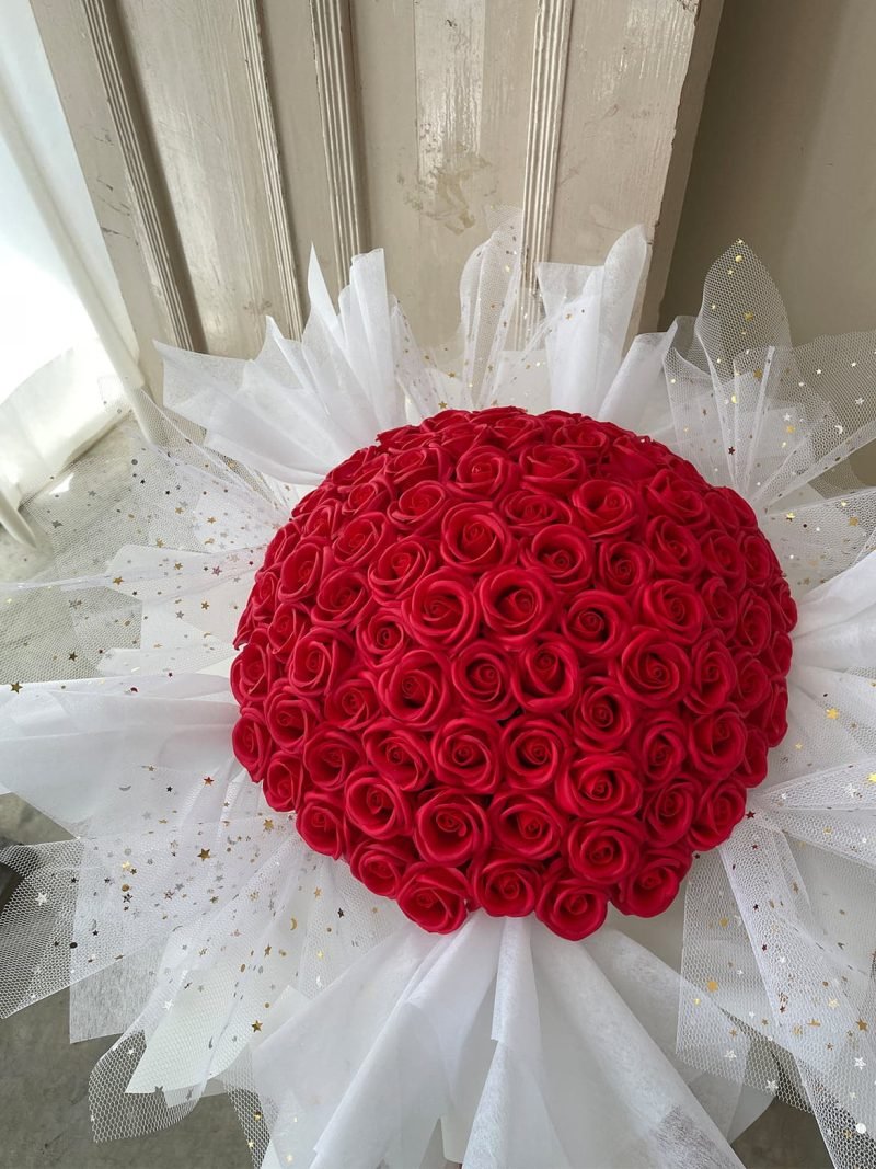99stalks Soap Roses – alternate view