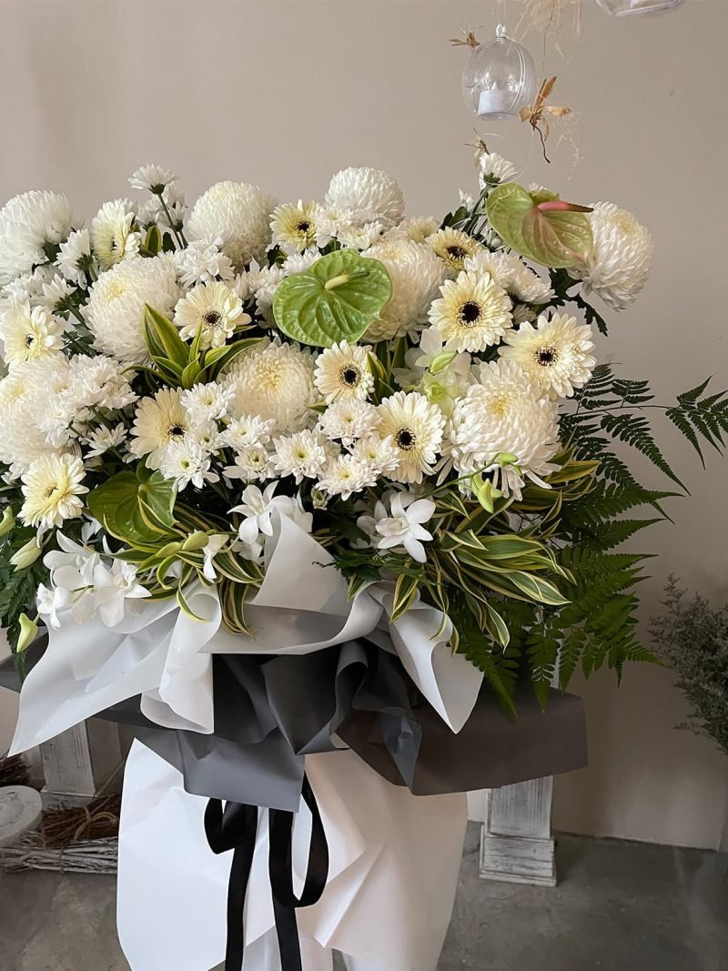 Condolence Stand – alternate view