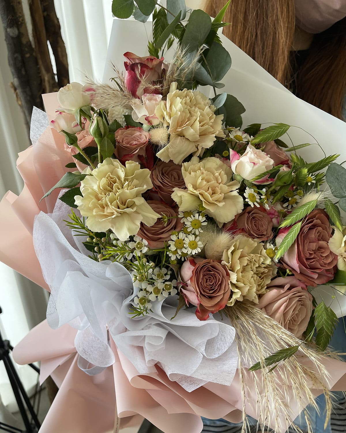Bloomie Cappuccino Roses Bouquet