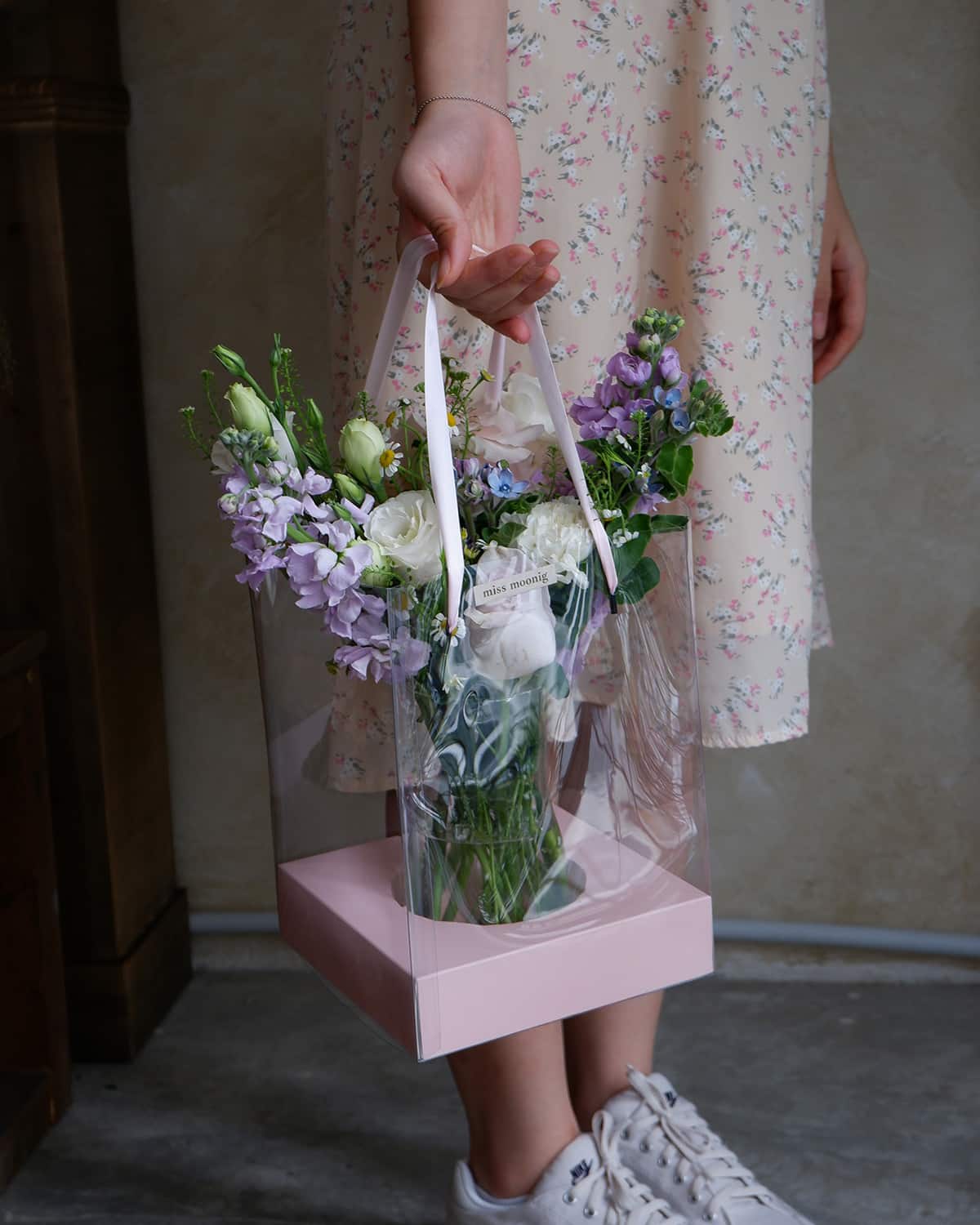 KL online flower delivery, Mothers day flower, Mix flower in vase