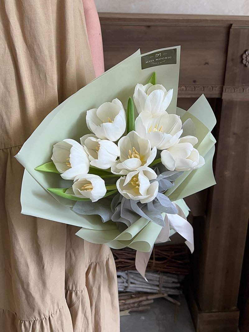 Elegant Tulips – alternate view