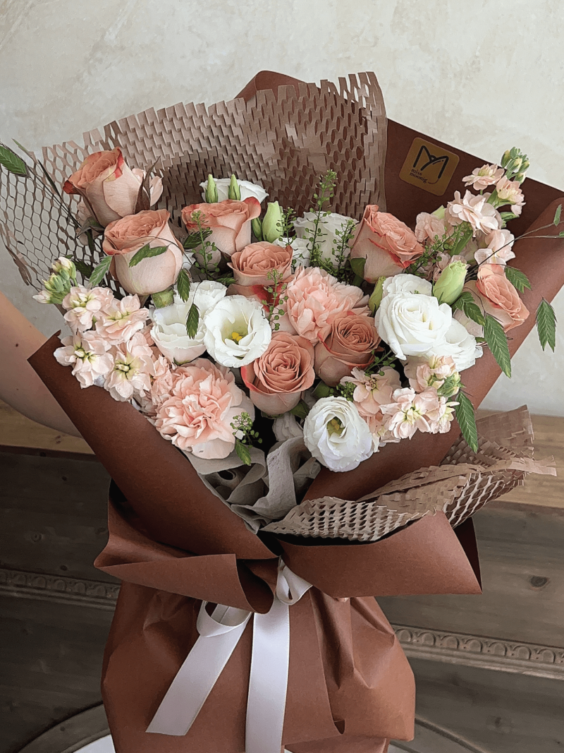 Earthy Bloom – alternate view