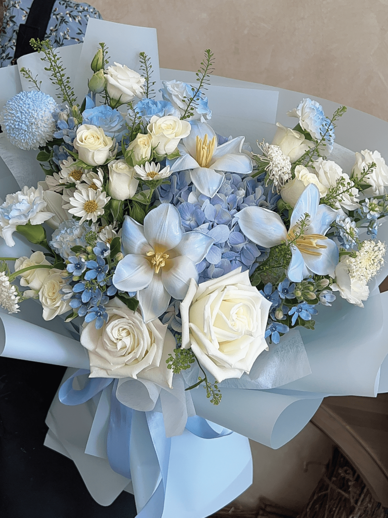 Hydrangea Bloom (Blue) – alternate view