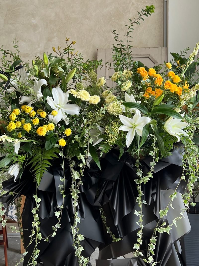 Elegant Remembrance – alternate view