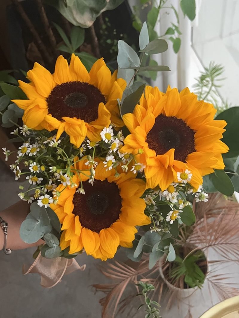 Sunflower Chamomile Bridal Bouquet – alternate view