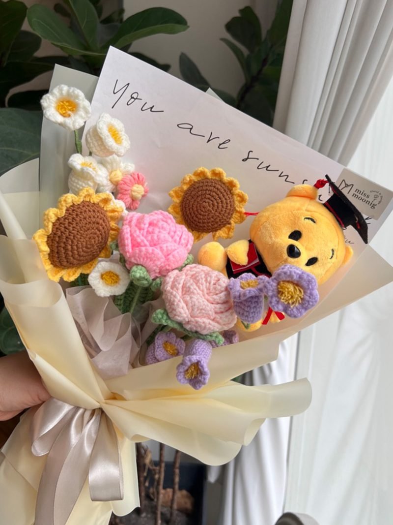 Crochet Dreams Bouquet – alternate view