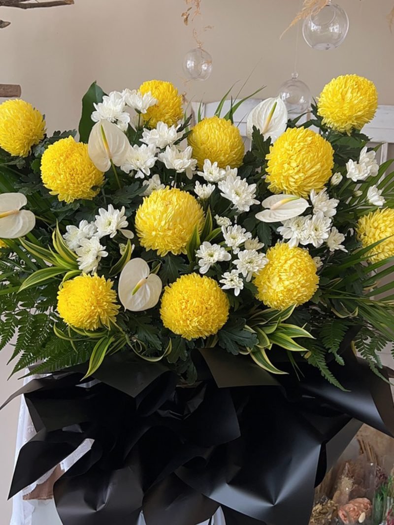 Tranquil Tribute (Condolences Stand) – alternate view