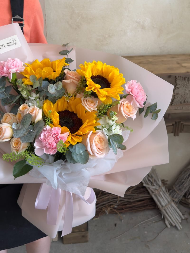 Sunflower Crush – alternate view