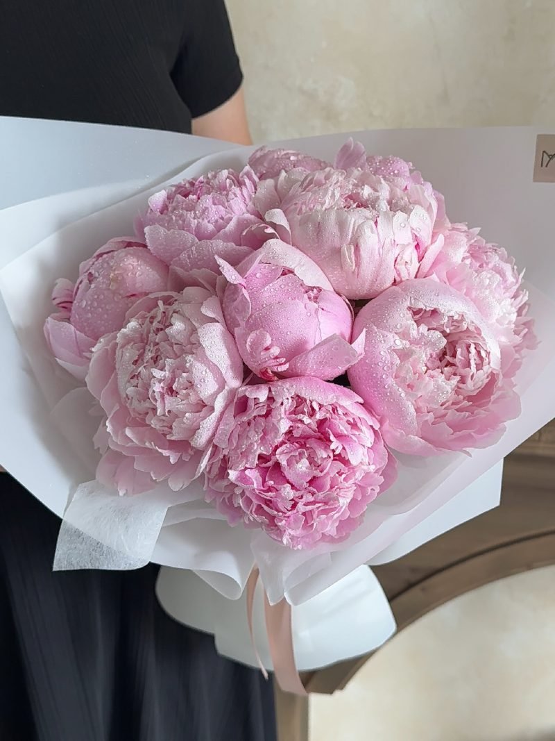 Classy Peonies – alternate view