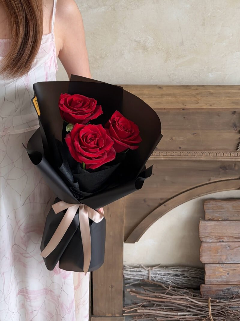 Premium Mini Red Roses