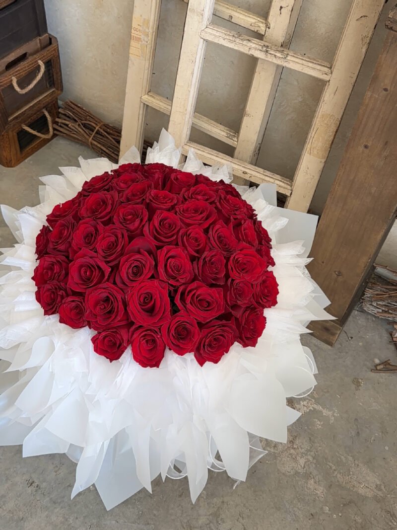 Grande Amour Premium Red Rose (50-99 stalks) – alternate view