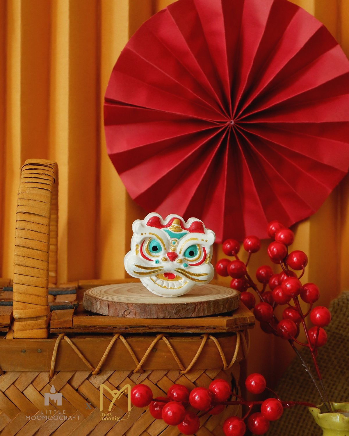 Dancing Lion Aromatherapy Car Clips