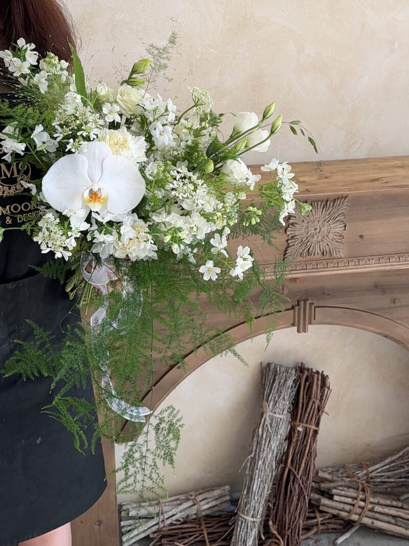 Botanic White Bridal Bouquet